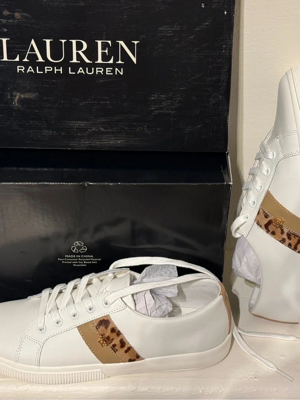 POLO RALPH LAUREN White Low-Top Leather Sneakers women’s size 9.5/ EU 41 *NEW*